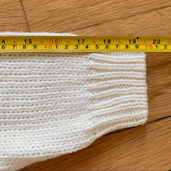 VTG • 90s Deadstock Chunky Knit Floral Sweater - Picture 9 of 11